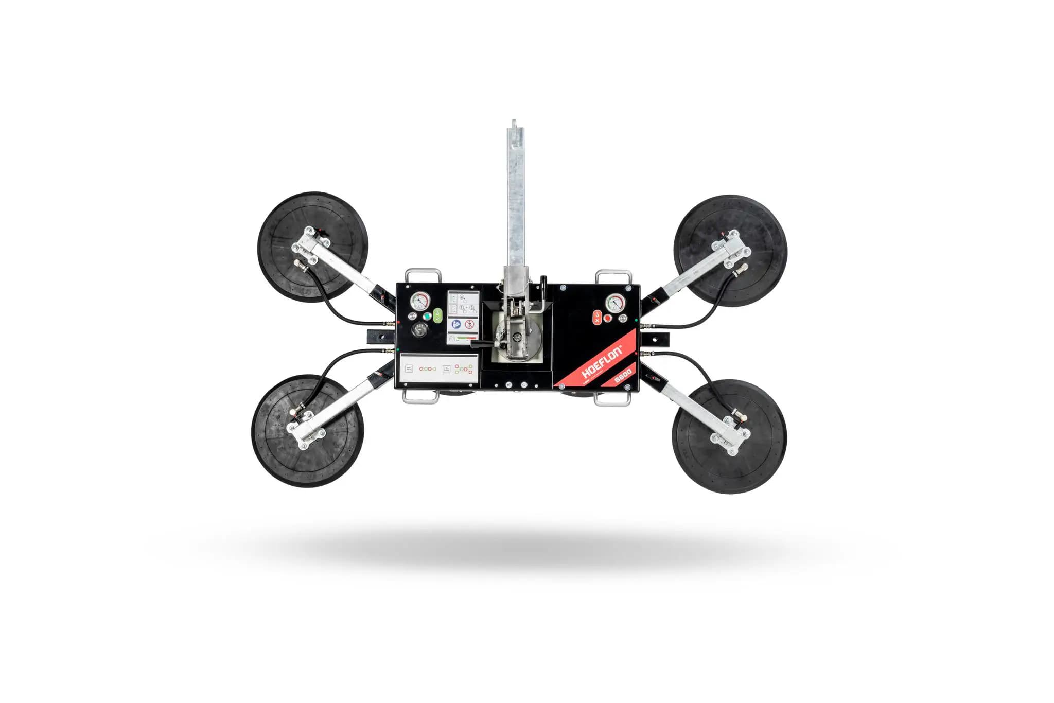 Hoeflon S600 with vacuum system for lifting heavy objects